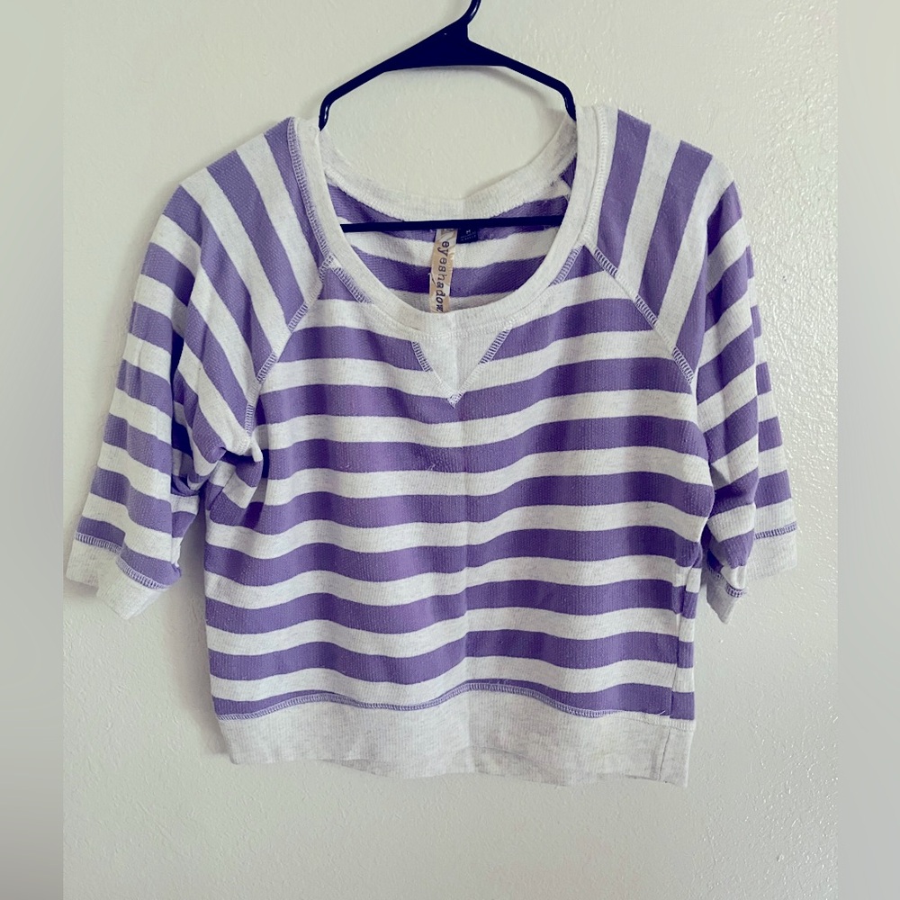 EUC purple and white 3/4 sleeve top